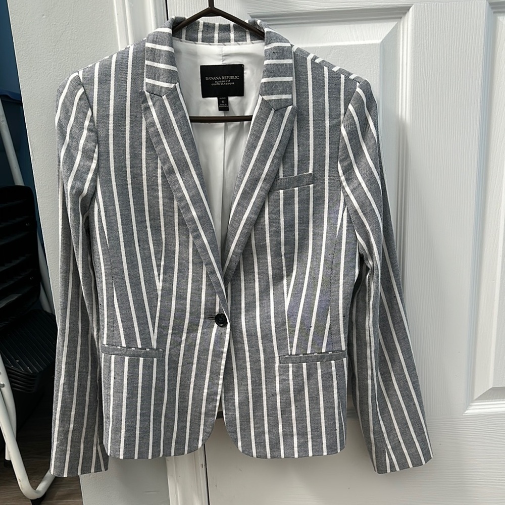 Banana Republic Classic Fit Striped Blazer
